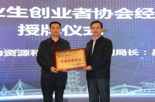 https://rs1.huanqiucdn.cn/dp/api/images/imageDir/c1c00bcbcba04dc333b74eda6e35f101.jpeg